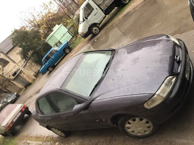 Opel Vectra 1997, 340,000 km - 1.8 l - Bakı