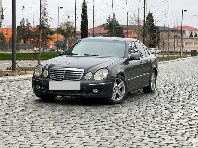 Mercedes E 270 2003, 291,200 km - 2.7 l - Bakı