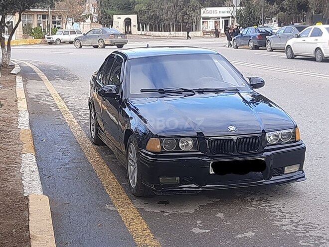 BMW 318 1992, 245,524 km - 1.8 l - Sumqayıt