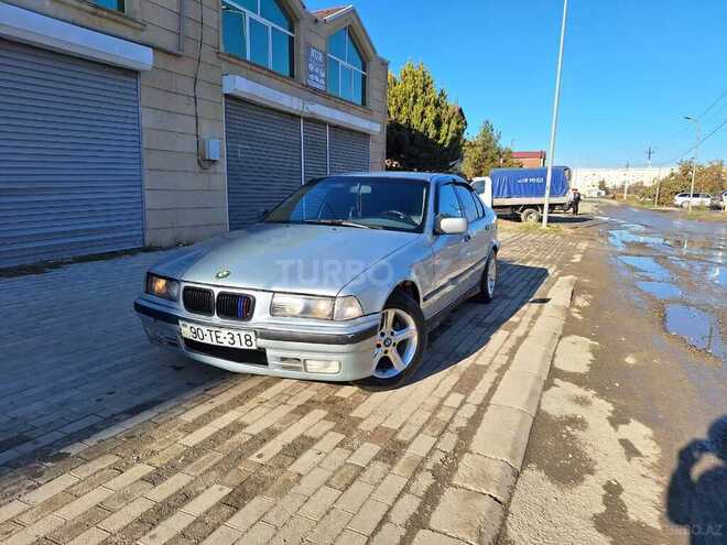 BMW 318 1993, 385,000 km - 1.8 l - Şirvan