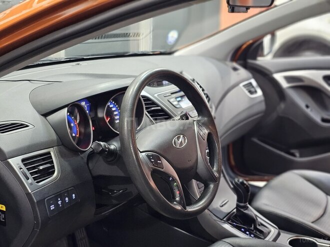 Hyundai Elantra 2015, 182,000 km - 1.6 l - Xırdalan