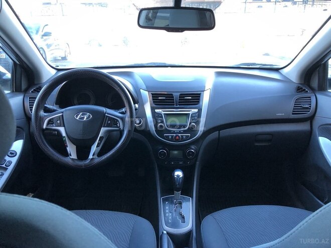 Hyundai Accent 2012, 203,000 km - 1.6 l - Bakı