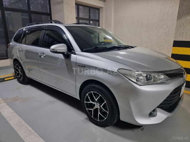 Toyota Corolla 2015, 73,100 km - 1.5 l - Bakı