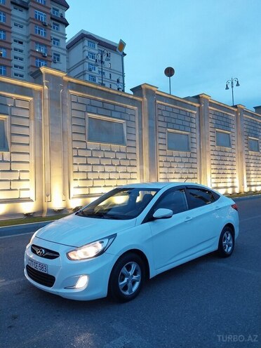 Hyundai Accent 2011, 202,000 km - 1.6 l - Bakı