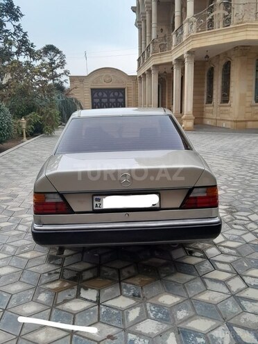 Mercedes E 200 1993, 353,425 km - 2.0 l - Şəmkir