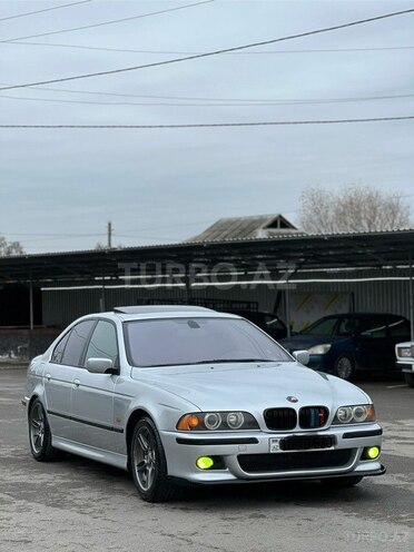 BMW 530 2001, 300,000 km - 3.0 l - Bakı