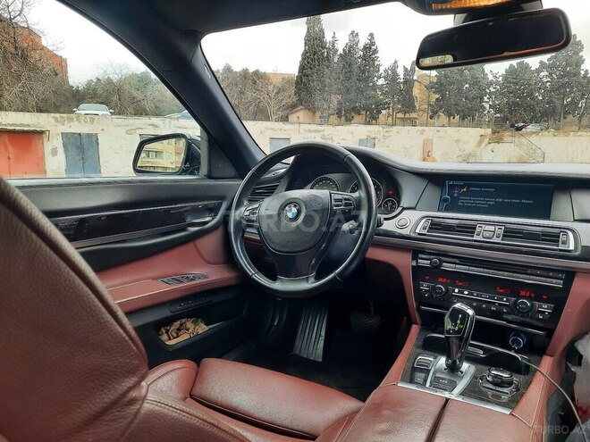 BMW 750 2011, 157,000 km - 4.4 l - Bakı