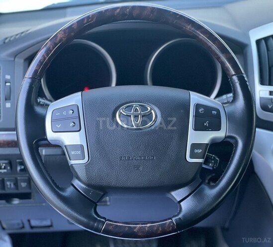 Toyota Land Cruiser 2013, 142,000 km - 4.0 l - Bakı