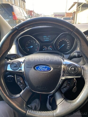 Ford Focus 2013, 112,000 km - 1.6 l - Qusar
