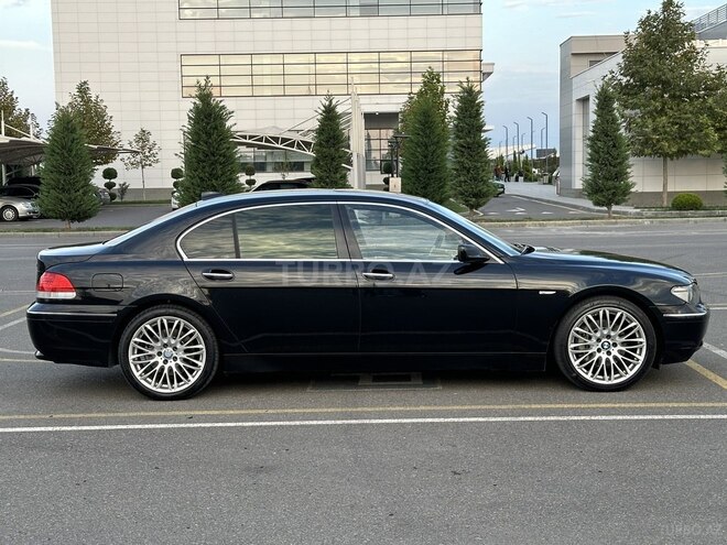 BMW 745 2004, 300,000 km - 4.4 l - Bakı