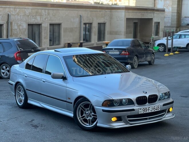 BMW 525 2002, 319,000 km - 2.5 l - Bakı
