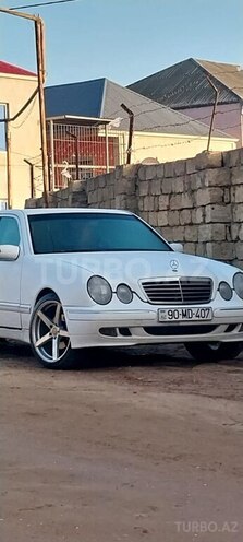 Mercedes E 320 2000, 334,000 km - 3.2 l - Bakı