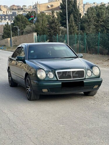 Mercedes E 220 1997, 428,090 km - 2.2 l - Bakı