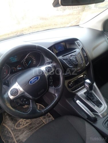 Ford Focus 2012, 178,000 km - 1.6 l - Qusar