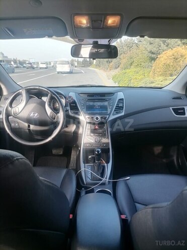 Hyundai Elantra 2015, 205,000 km - 1.6 l - Bakı