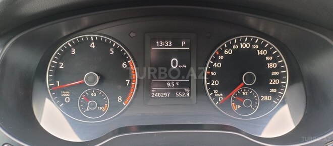 Volkswagen Jetta 2013, 240,000 km - 2.0 l - Salyan