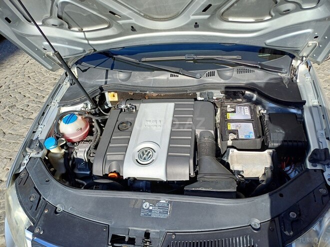 Volkswagen Passat 2005, 235,000 km - 2.0 l - Bakı