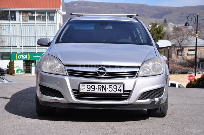 Opel Astra 2007, 400,000 km - 1.9 l - Şamaxı