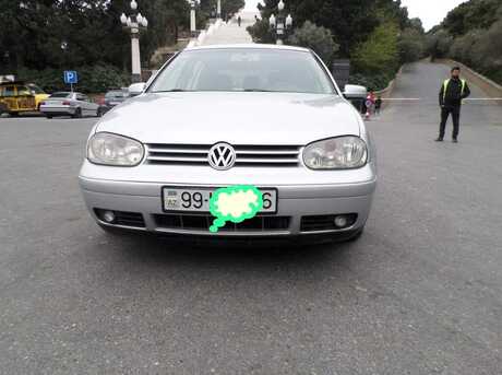 Volkswagen Golf 2003