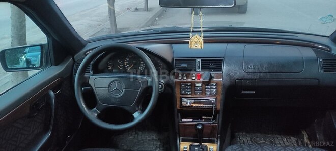 Mercedes C 220 1994, 400,000 km - 2.2 l - Bakı
