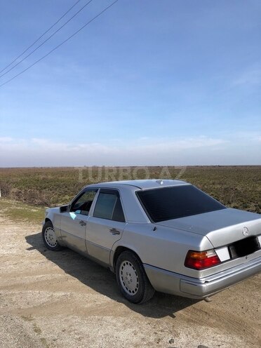 Mercedes E 230 1992, 436,266 km - 2.3 l - Lənkəran