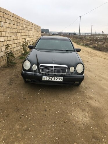 Mercedes E 200 1999, 401,558 km - 2.0 l - Bakı
