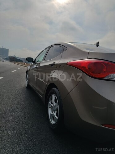 Hyundai Elantra 2014, 74,560 km - 1.8 l - Bakı