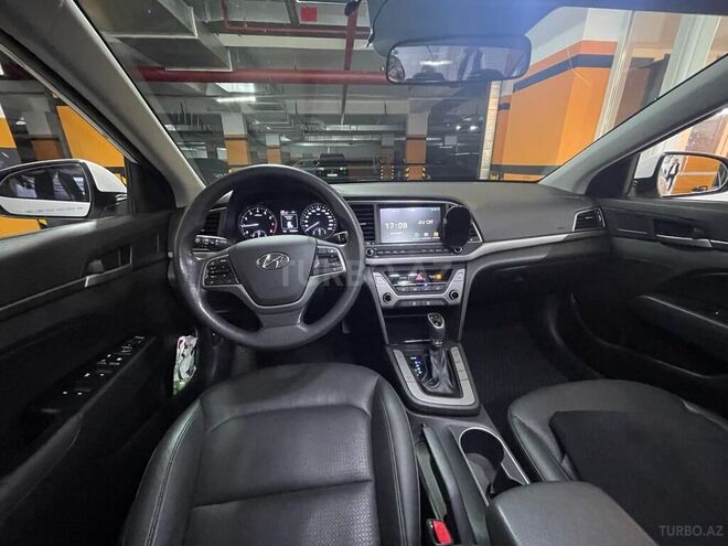 Hyundai Elantra 2017, 154,500 km - 1.6 l - Bakı