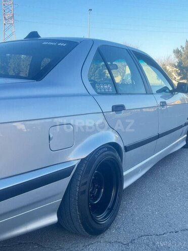 BMW 318 1996, 302,678 km - 1.8 l - Sumqayıt