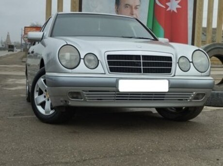 Mercedes E 230 1996
