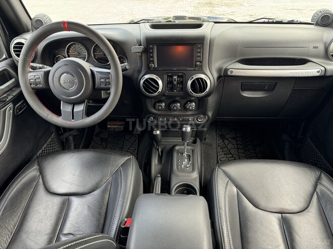 Jeep Wrangler 2014, 28,000 km - 2.8 l - Bakı