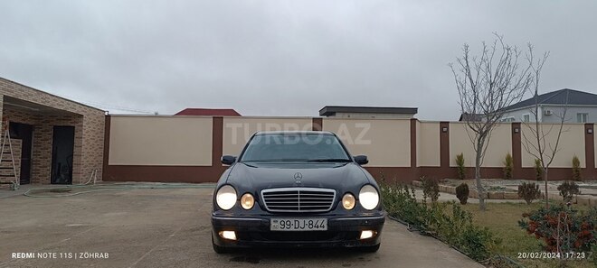Mercedes E 270 2001, 521,000 km - 2.7 l - Bakı