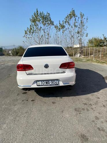 Volkswagen Passat 2013, 223,000 km - 1.8 l - Şəki
