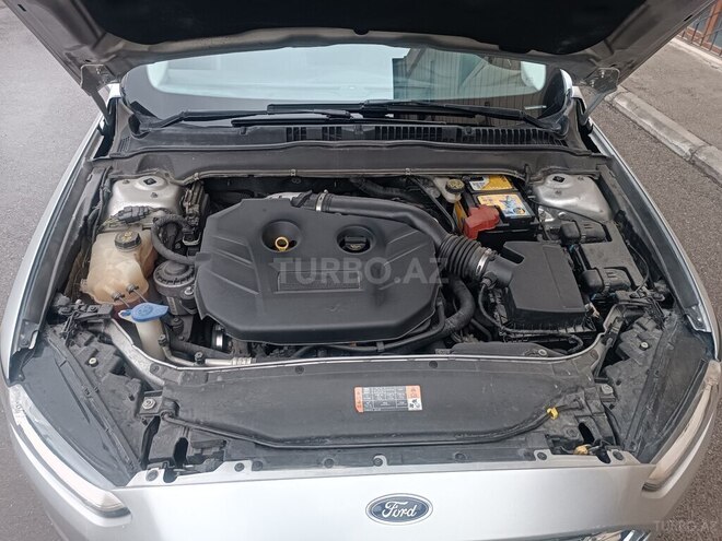 Ford Fusion 2015, 137,800 km - 2.0 l - Bakı