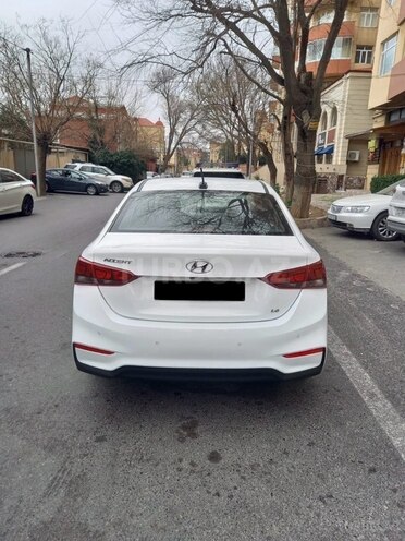 Hyundai Accent 2019, 93,500 km - 1.6 l - Bakı
