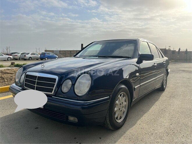 Mercedes E 240 1997, 426,470 km - 2.4 l - Bakı