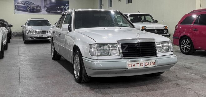 Mercedes E 200 1991, 265,000 km - 2.0 l - Sumqayıt