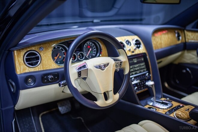 Bentley Flying Spur 2015, 66,500 km - 6.0 l - Bakı