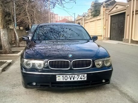 BMW 745 2003