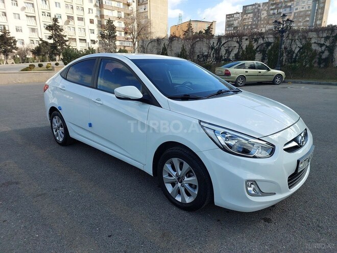 Hyundai Accent 2015, 121,000 km - 1.4 l - Bakı