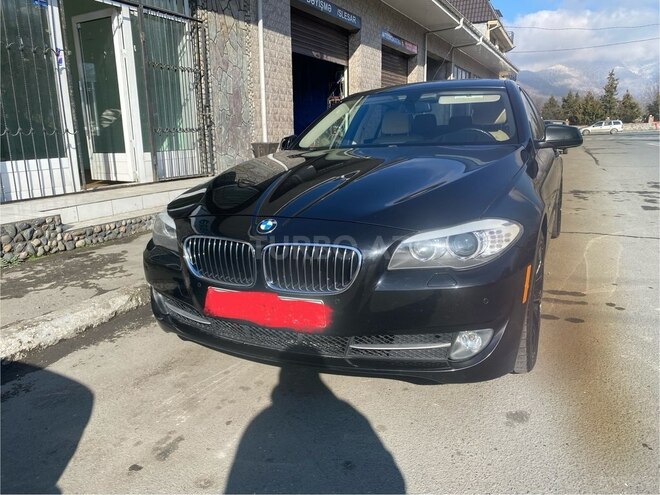 BMW 528 2013, 190,000 km - 2.0 l - Zaqatala