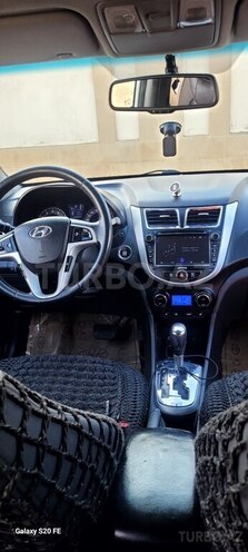 Hyundai Accent 2012, 199,000 km - 1.6 l - Bakı