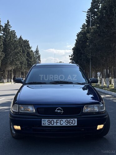 Opel Astra 1997, 241,000 km - 1.6 l - Sumqayıt