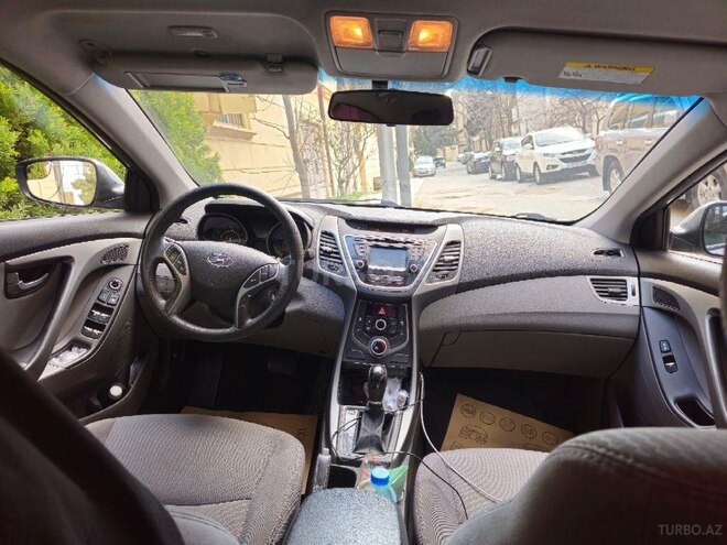 Hyundai Elantra 2015, 76,000 km - 1.8 l - Bakı