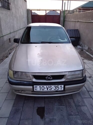Opel Vectra 1993, 361,000 km - 2.0 l - Sumqayıt
