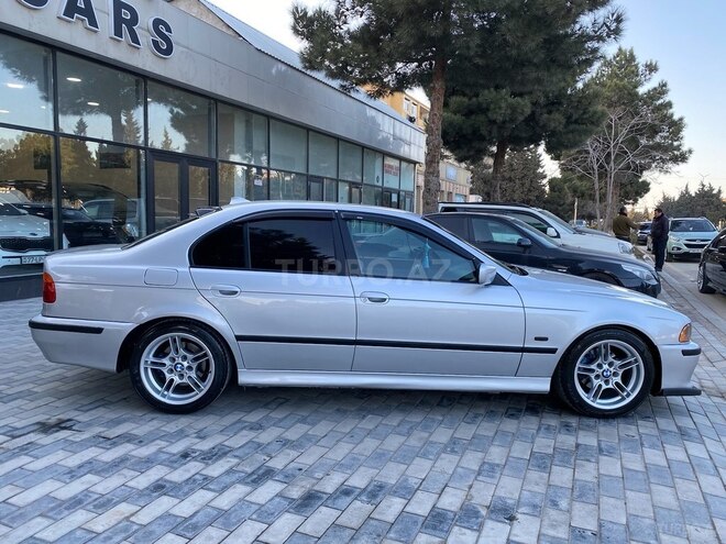 BMW 525 2002, 278,000 km - 2.5 l - Sumqayıt