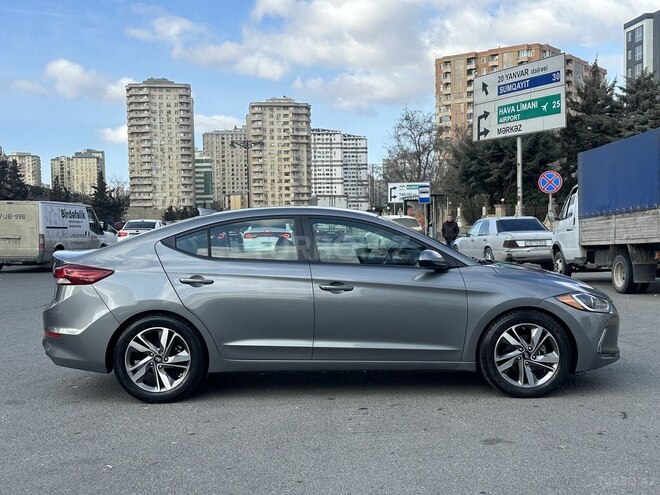 Hyundai Elantra 2016, 68,800 km - 2.0 l - Bakı