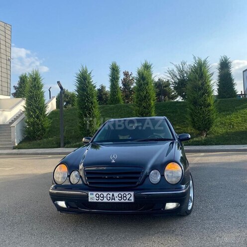 Mercedes E 270 2001, 439,852 km - 2.7 l - Beyləqan