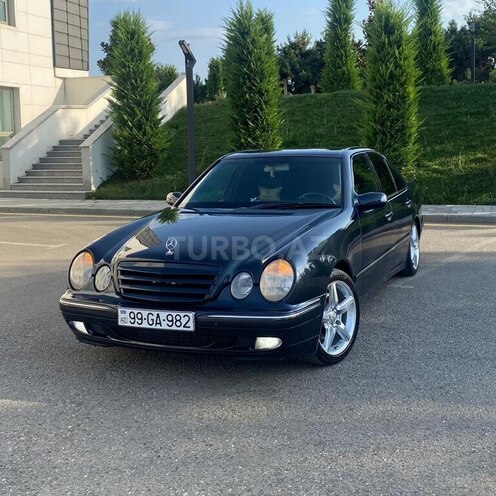 Mercedes E 270 2001, 439,852 km - 2.7 l - Beyləqan
