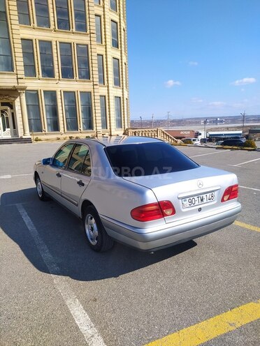Mercedes E 220 1995, 500,000 km - 2.2 l - Bakı